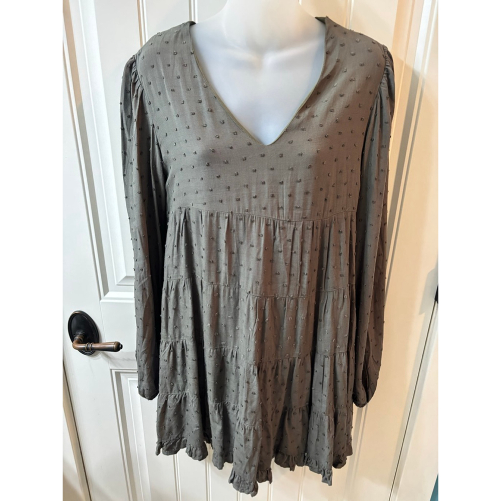 Blue Rain Olive Green Tiered dress XS
knee length